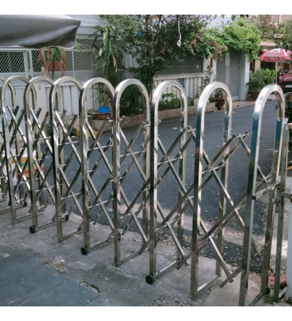 Hàng rào cổng xếp công trường inox 304