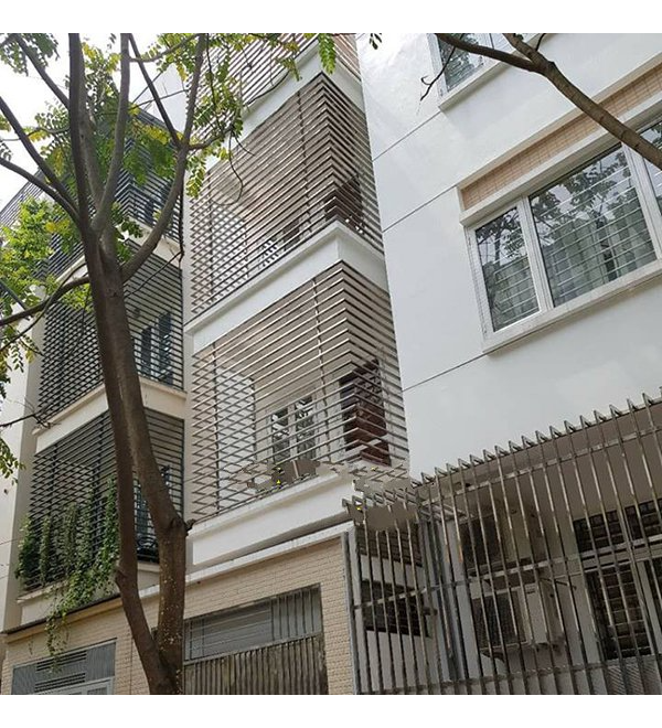 Khung bảo vệ ban công sắt - inox giá tốt uy tín HCM