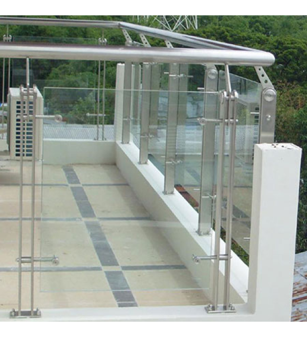 Mẫu lan can inox kính cường lực