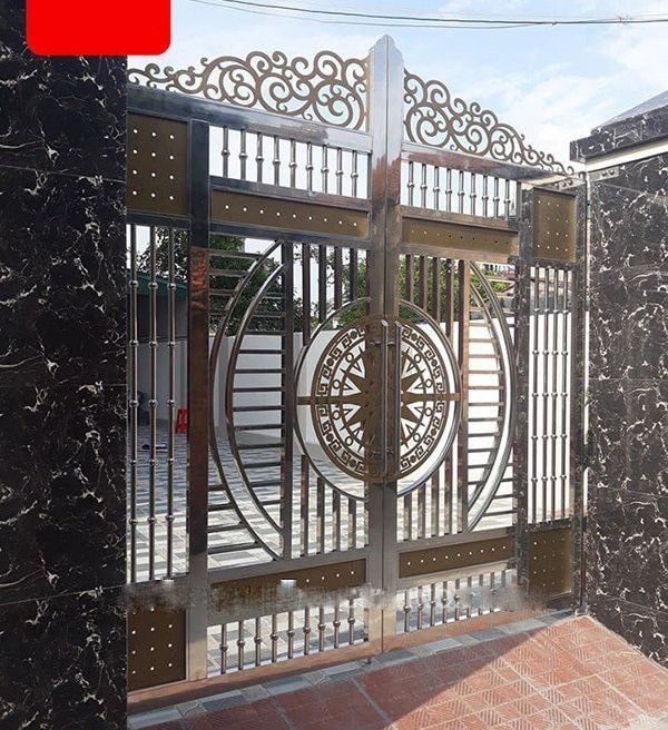 Thi công cửa sắt inox quận 12 