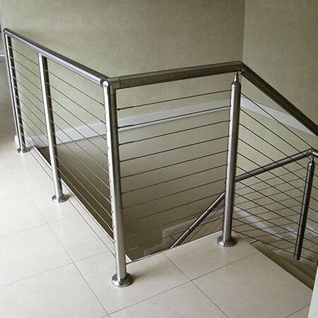 Thi công lan can cầu thang inox 