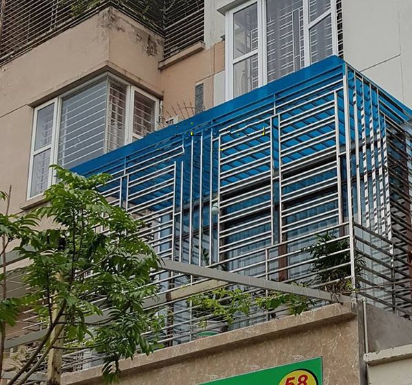 Khung bảo vệ ban công sắt - inox giá tốt uy tín HCM