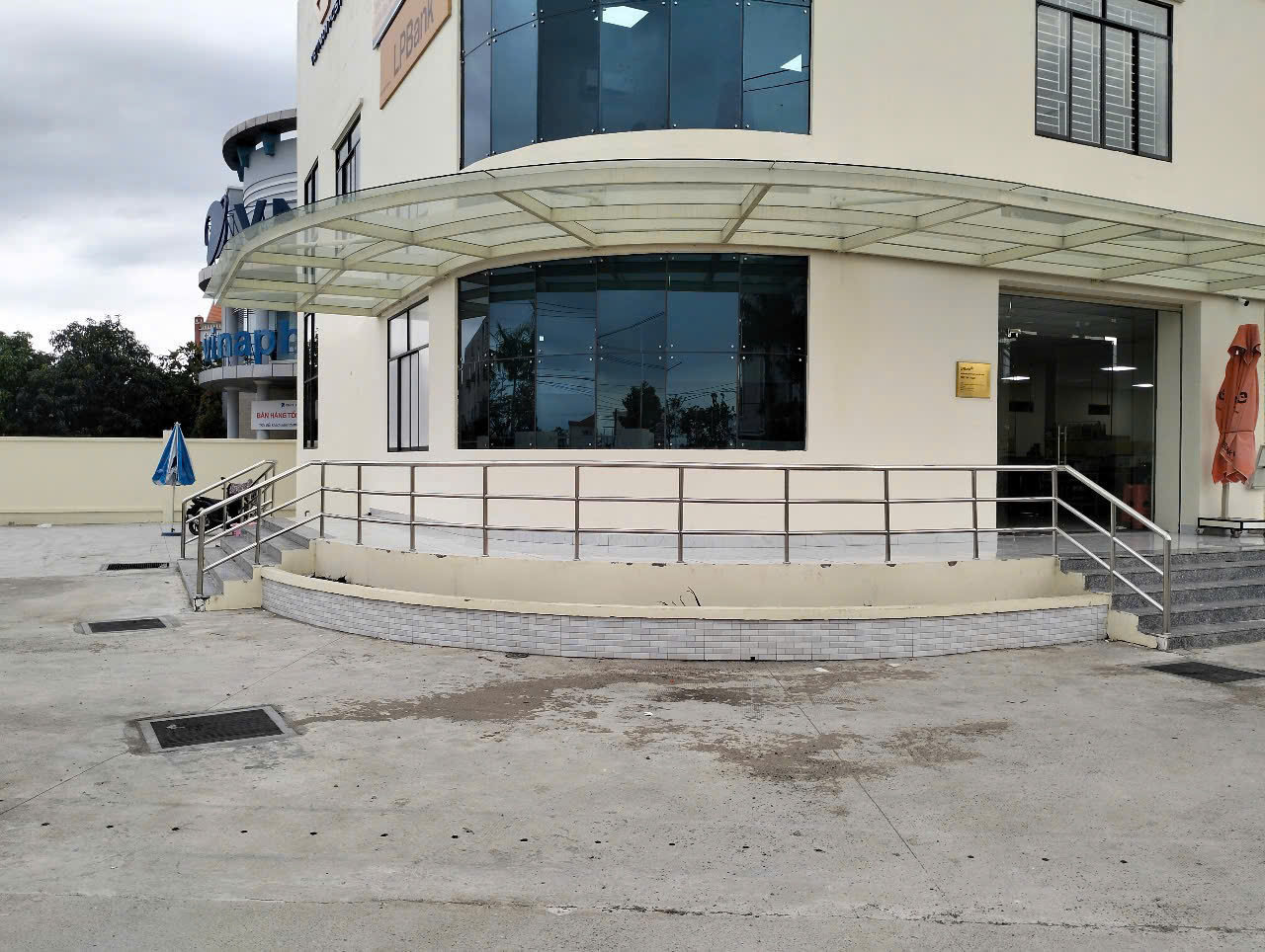 DỰ ÁN THI CÔNG LAN CAN BƯU ĐIỆN LONG AN
