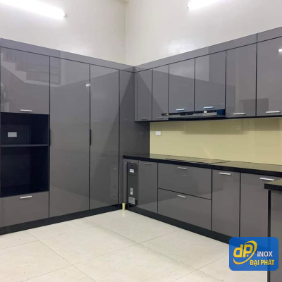 Mẫu kệ tủ inox cánh kính